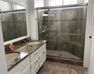 1209 Bel Air Court - Photo Thumbnail 2