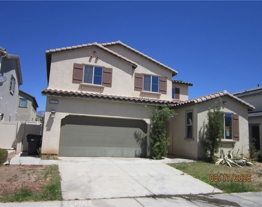 6101 Mariposa - Photo Thumbnail 3