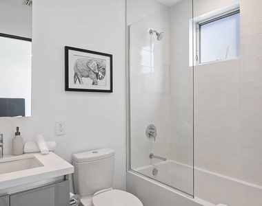 7190 Formosa Fusion Court - Photo Thumbnail 24