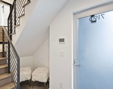 7190 Formosa Fusion Court - Photo Thumbnail 2