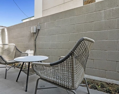 7190 Formosa Fusion Court - Photo Thumbnail 27