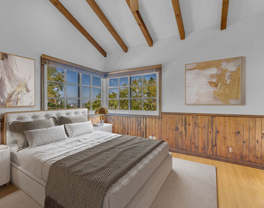 3836 Glenridge Drive - Photo Thumbnail 45