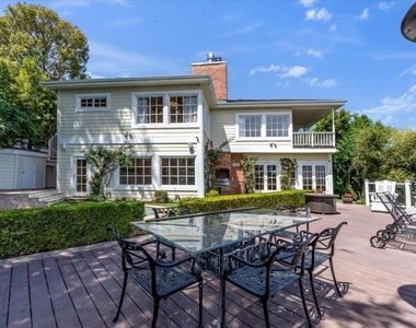 3836 Glenridge Drive - Photo Thumbnail 52