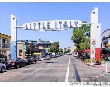 425 W Beech - Photo Thumbnail 7