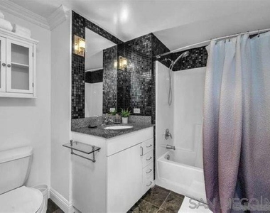 425 W Beech - Photo Thumbnail 5