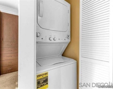 425 W Beech - Photo Thumbnail 9