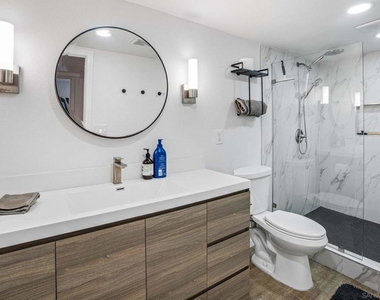 933 Hygeia Avenue - Photo Thumbnail 6