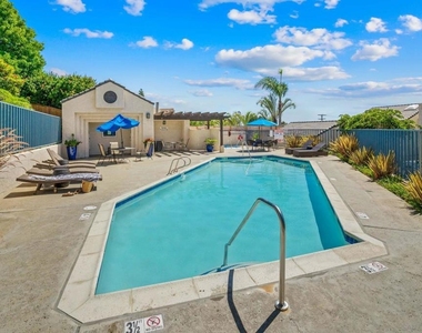 933 Hygeia Avenue - Photo Thumbnail 9