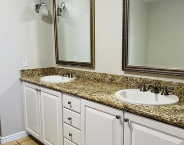 45245 Seeley Drive - Photo Thumbnail 12