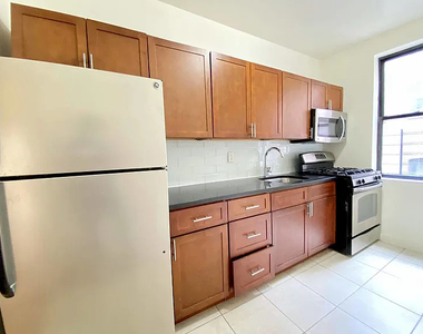 566 West 162nd Street - Photo Thumbnail 6