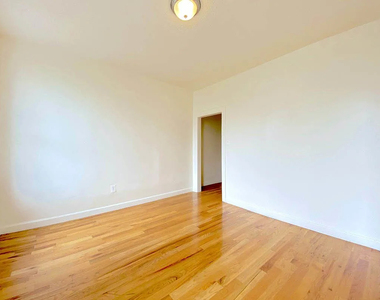 566 West 162nd Street - Photo Thumbnail 5