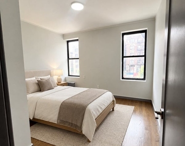 560 West 163rd Street - Photo Thumbnail 3