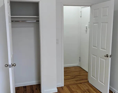 560 West 163rd Street - Photo Thumbnail 4