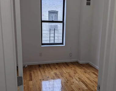 560 West 163rd Street - Photo Thumbnail 3