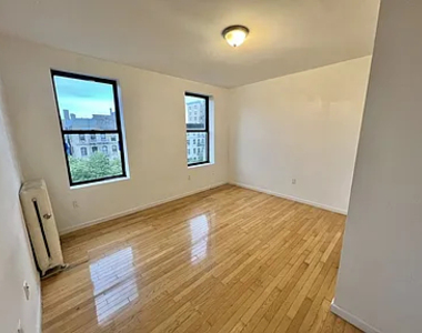 3920 Broadway - Photo Thumbnail 2