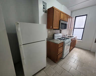 569 West 171st Street - Photo Thumbnail 9