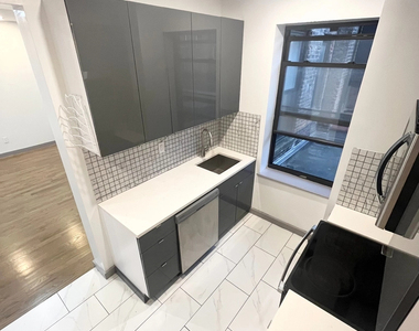 601 West 176th Street - Photo Thumbnail 11