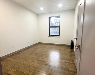 601 West 176th Street - Photo Thumbnail 3