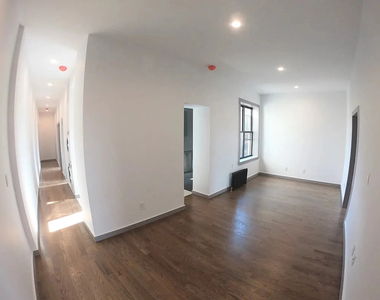 560 West 163rd Street - Photo Thumbnail 4