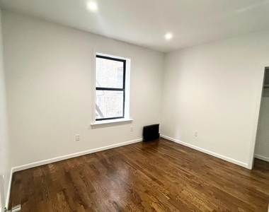 601 West 176th Street - Photo Thumbnail 3