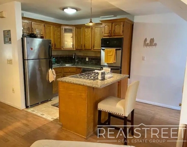 189 Saratoga Ave - Photo Thumbnail 3