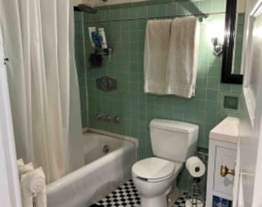 475 Park Dr - Photo Thumbnail 8