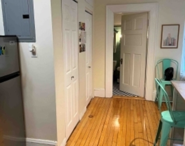 475 Park Dr - Photo Thumbnail 1