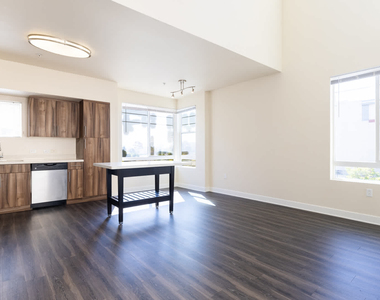 2850 Kelvin Avenue - Photo Thumbnail 6