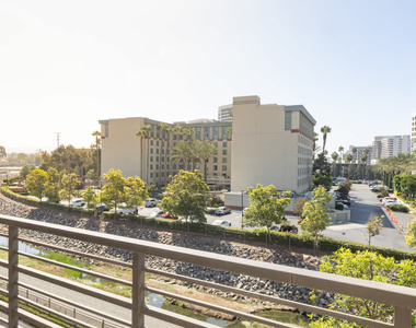 2850 Kelvin Avenue - Photo Thumbnail 14