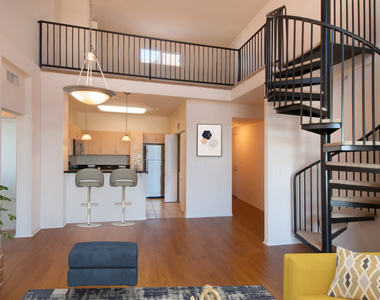 4077 Glencoe Avenue - Photo Thumbnail 11