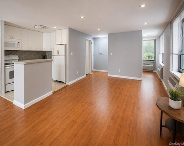 10 Canterbury Road - Photo Thumbnail 5