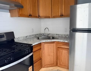 5041 61st Street - Photo Thumbnail 2