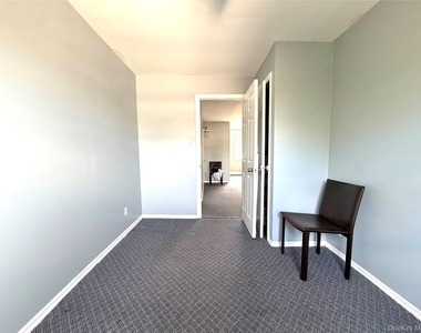 5041 61st Street - Photo Thumbnail 5