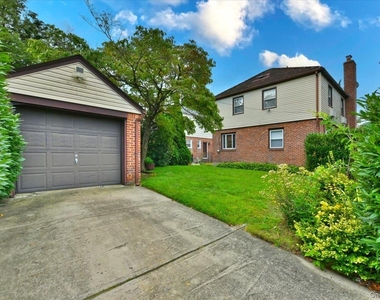 7503 196th Street - Photo Thumbnail 14