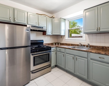 59-11 157th Street - Photo Thumbnail 5