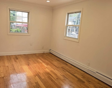 155-41 115th Avenue - Photo Thumbnail 1