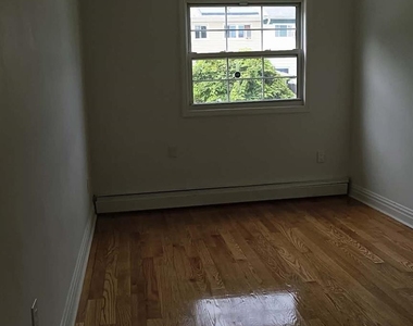 155-41 115th Avenue - Photo Thumbnail 6