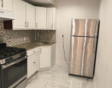 155-41 115th Avenue - Photo Thumbnail 3