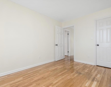 70-12 Caldwell Avenue - Photo Thumbnail 11