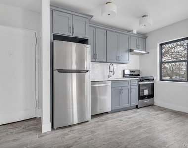 6 Brown Avenue - Photo Thumbnail 1