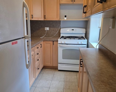 144-04 78 Avenue - Photo Thumbnail 3
