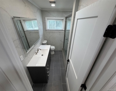 58 Amherst Lane - Photo Thumbnail 7