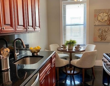 140 Broadway - Photo Thumbnail 2