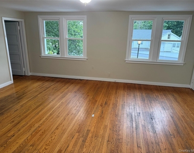 70 Westchester Avenue - Photo Thumbnail 1