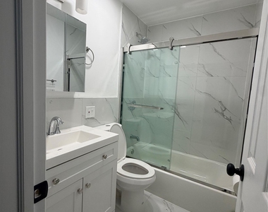21704 135th Avenue - Photo Thumbnail 3