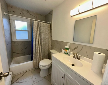 74 Clifton Place - Photo Thumbnail 7