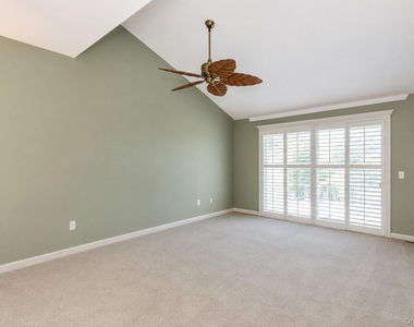 34 Harbour Drive - Photo Thumbnail 9