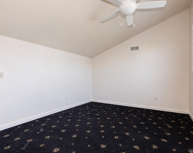 34 Harbour Drive - Photo Thumbnail 15