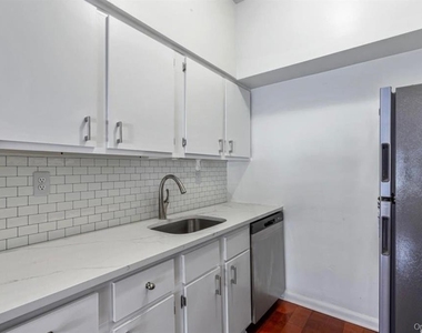142 Main Street - Photo Thumbnail 1