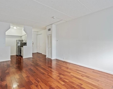 142 Main Street - Photo Thumbnail 6